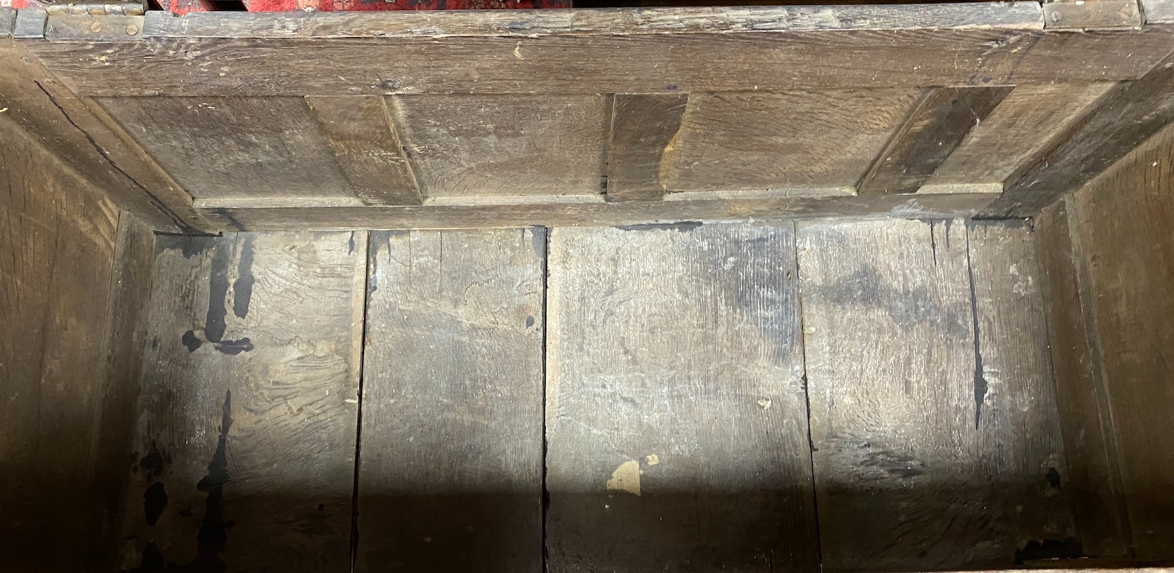 An 18th century panelled oak coffer, length 122cm, depth 52cm, height 59cm
